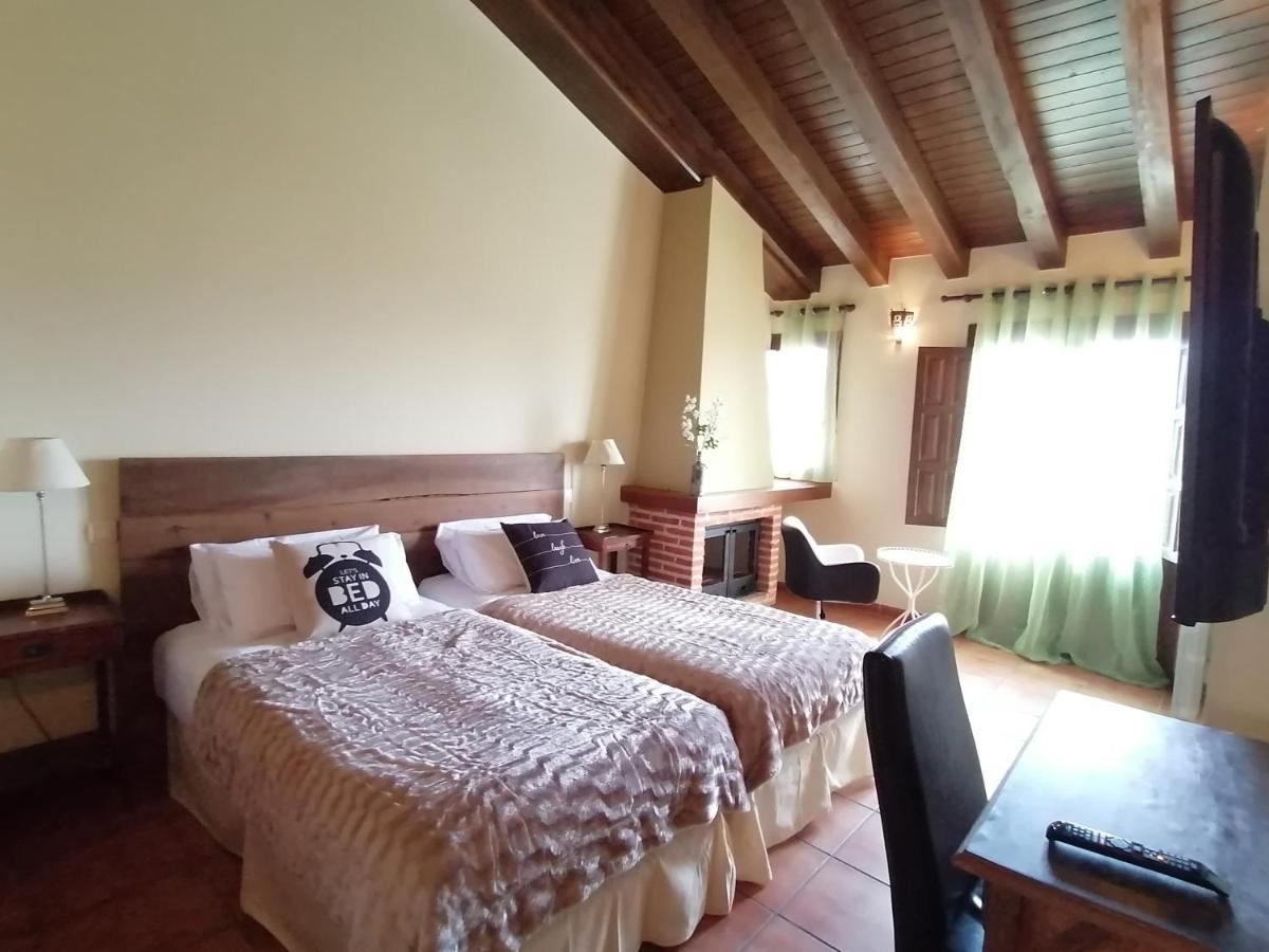 La Posada De Horcajuelo Horcajuelo de la Sierra Εξωτερικό φωτογραφία